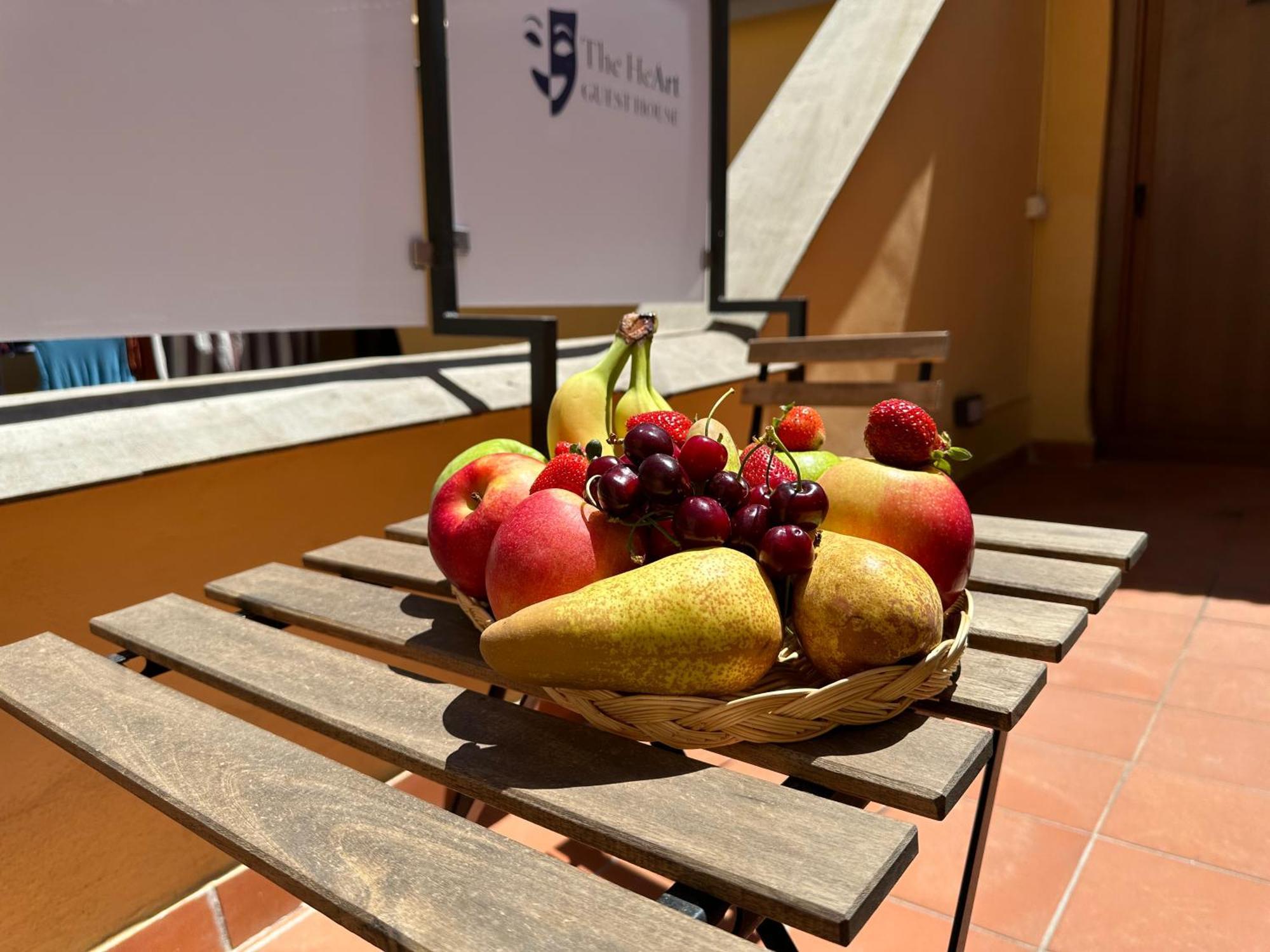 The Heart Guest House Νάπολη Εξωτερικό φωτογραφία